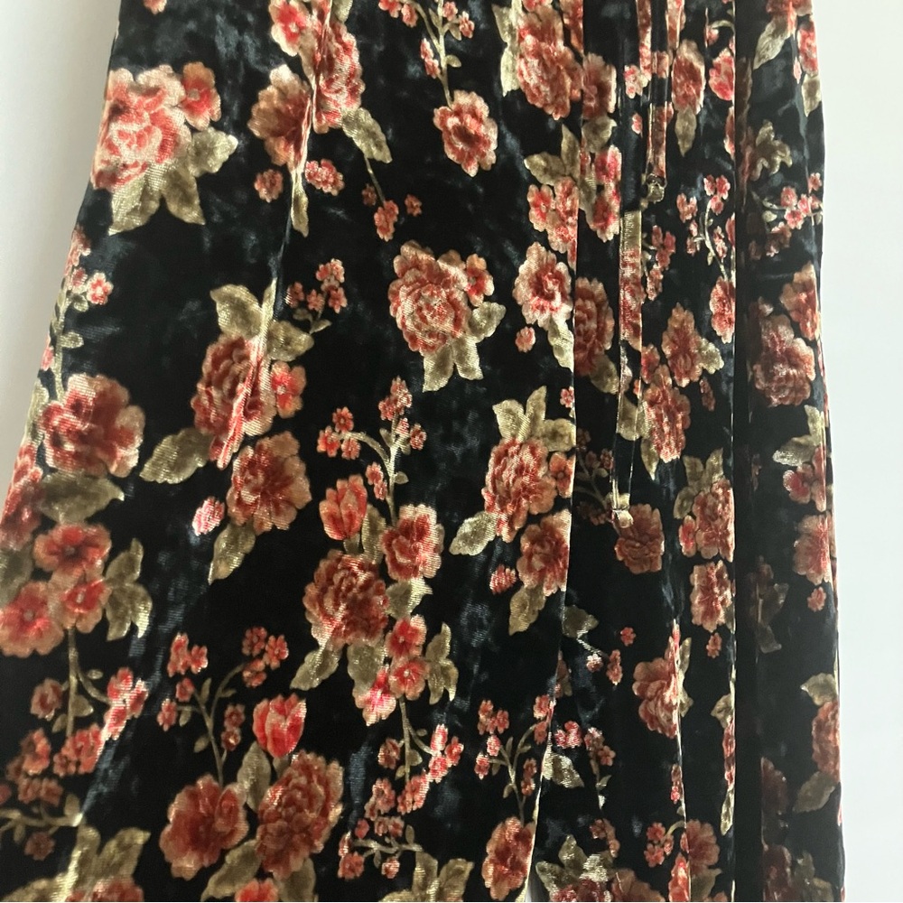 Floral Velvet Culottes - Picture 12 of 16